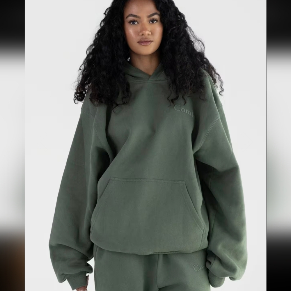 NWT Comfrt Minimalist Forest Hoodie